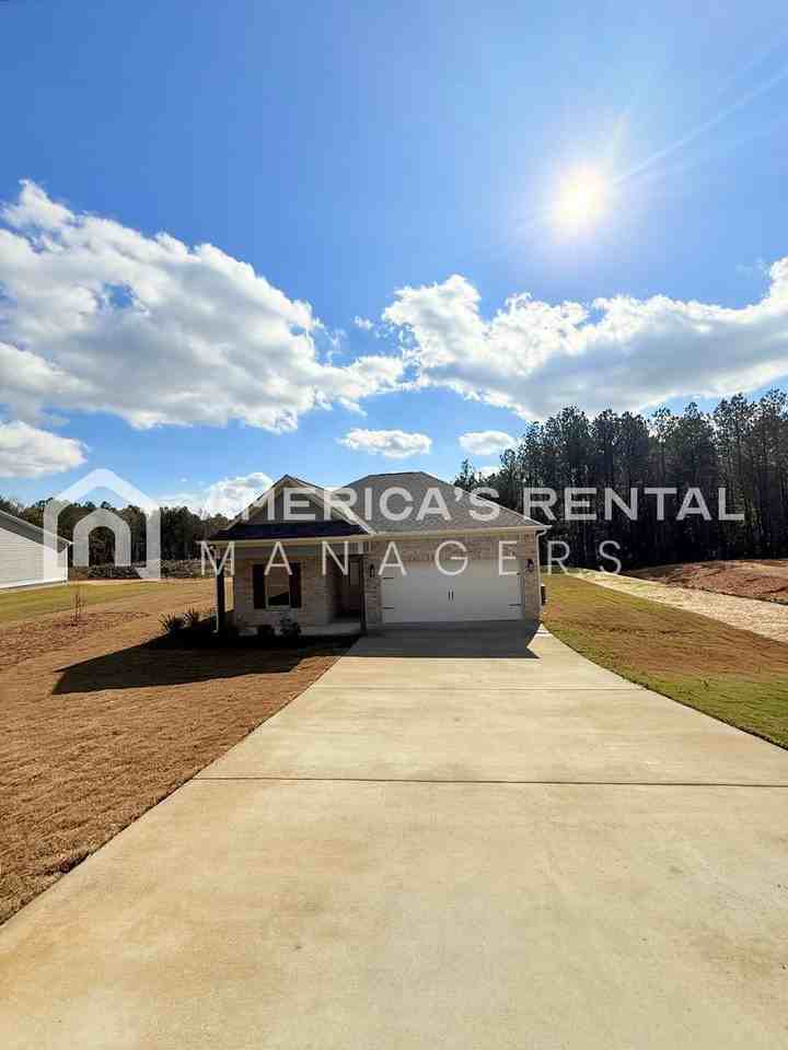 1563 Mckesie St - Photo 2 of 33