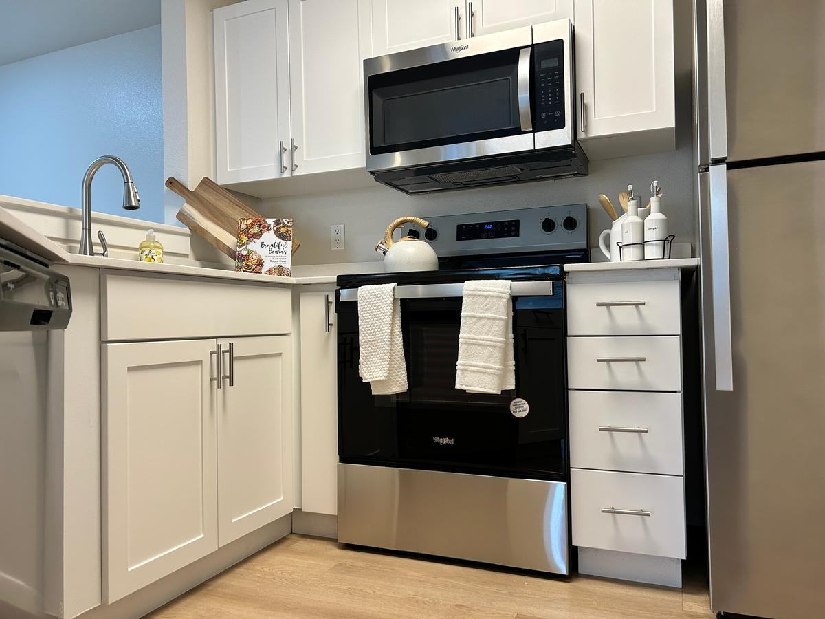 310 Cascade Pl - Photo 7 of 11