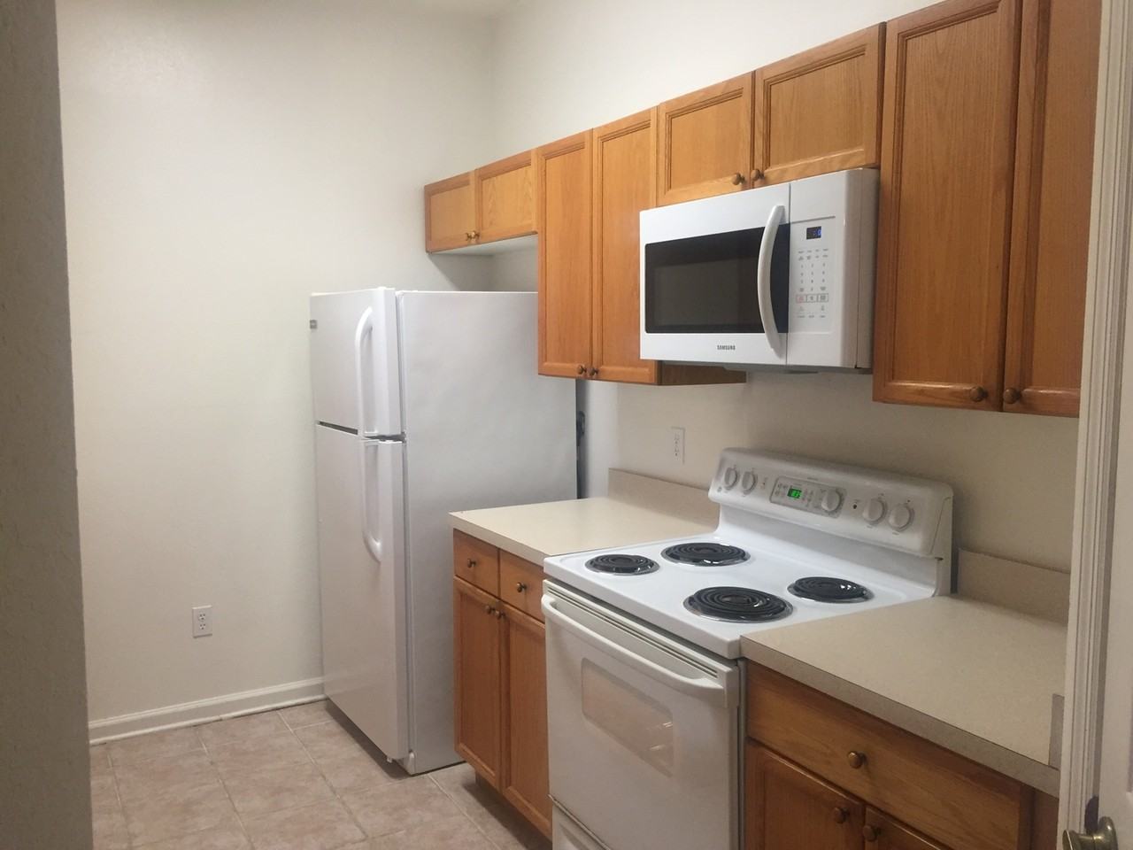 2307 Silver Palm Drive - Photo 4 of 12