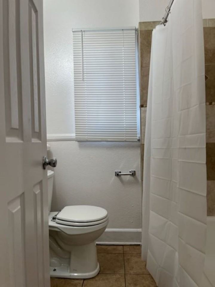 BELC 08 - Photo 6 of 14