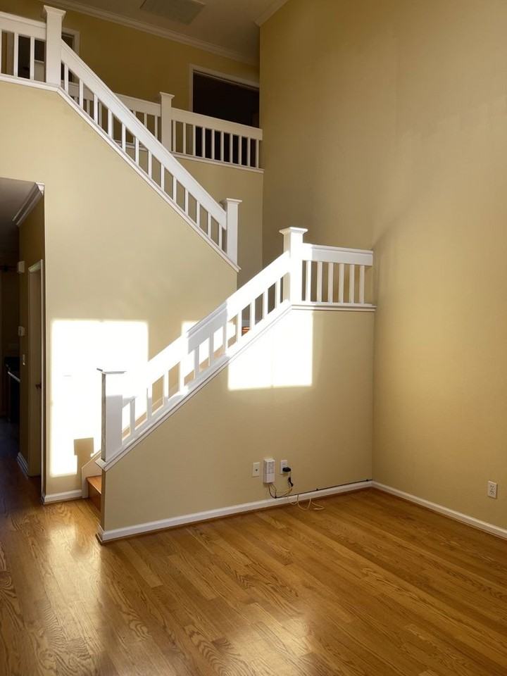 184 Emerson Ln - Photo 3 of 25