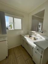 1600b - Photo 1 of 1