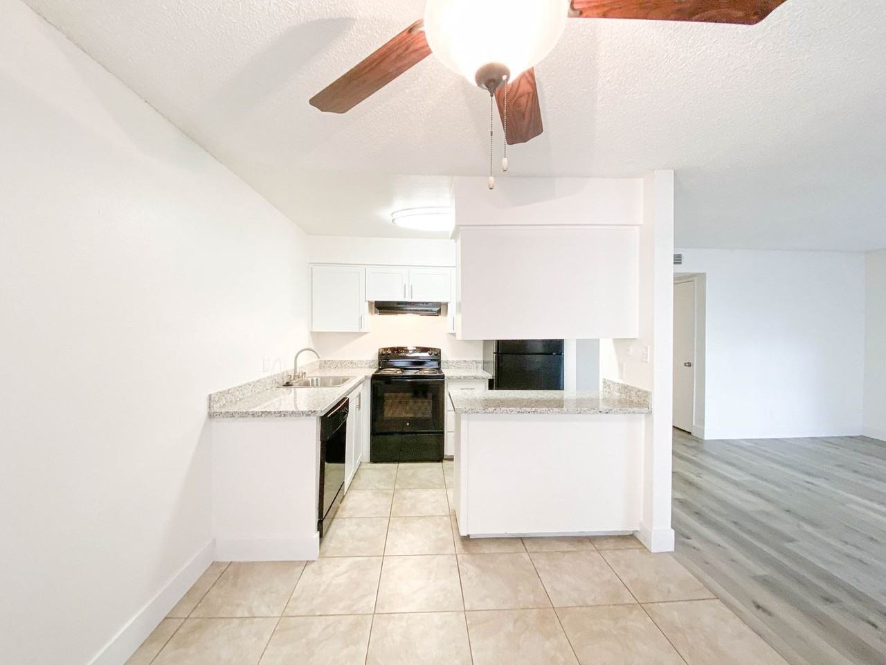 57 Marc - Photo 5 of 22