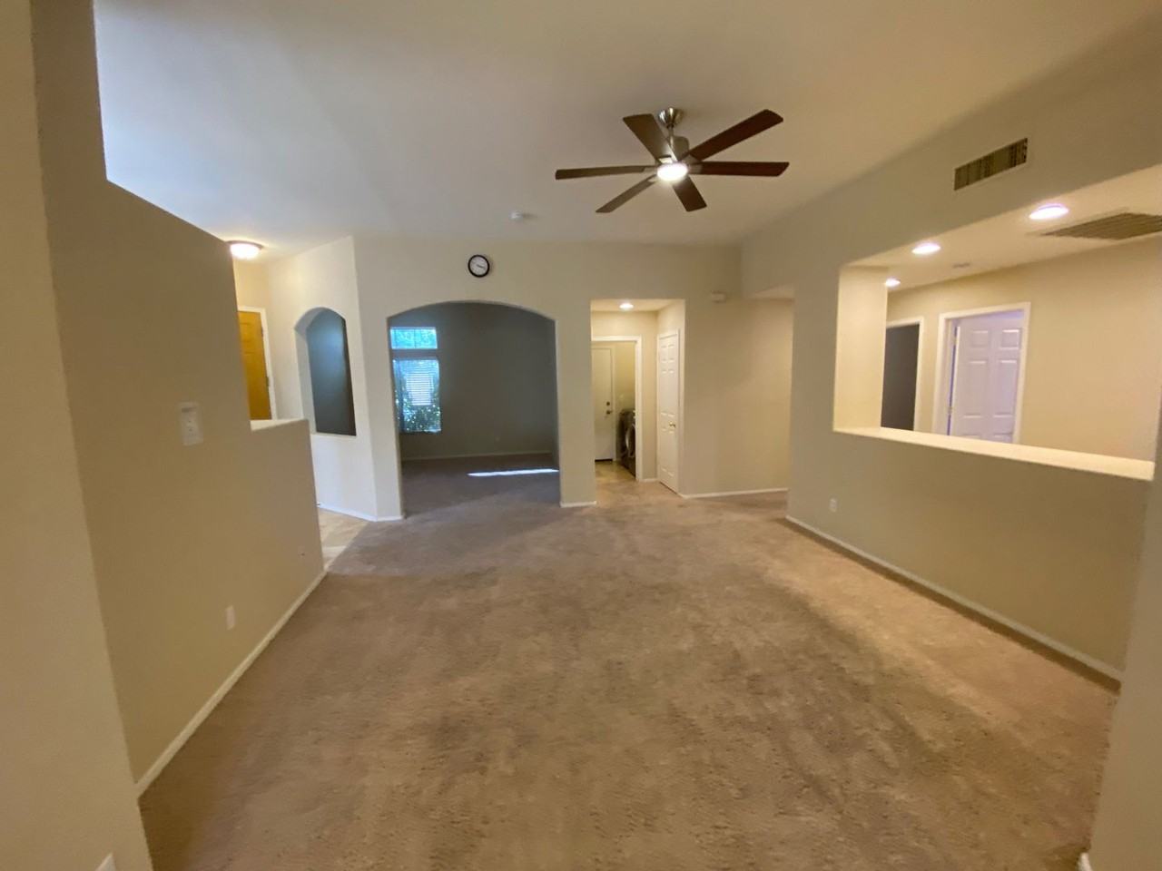 1829 S Buchanan St - Photo 3 of 25