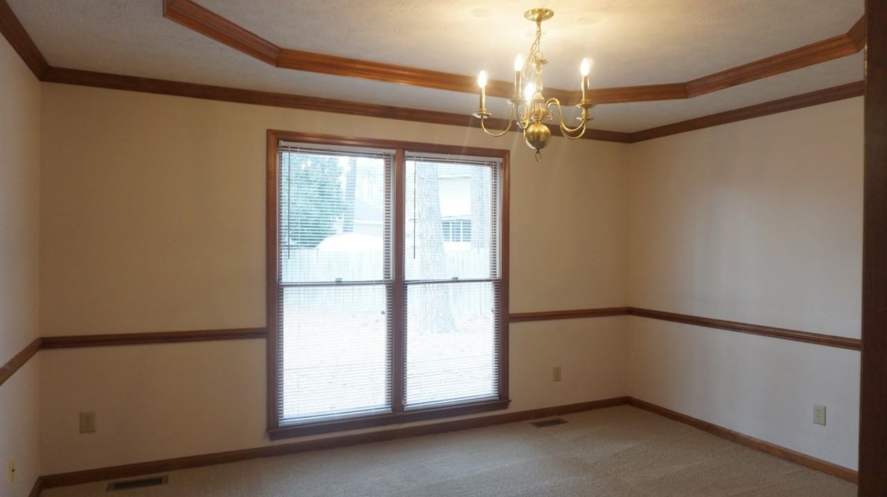 508 Georgetown Cir - Photo 3 of 50