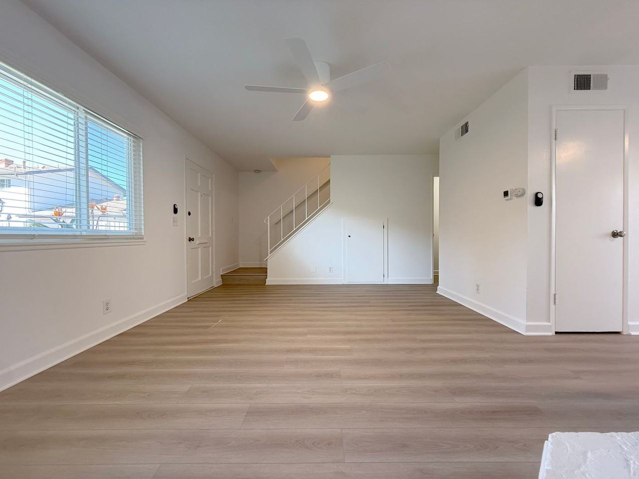 19889 Sheffield Ln - Photo 3 of 43