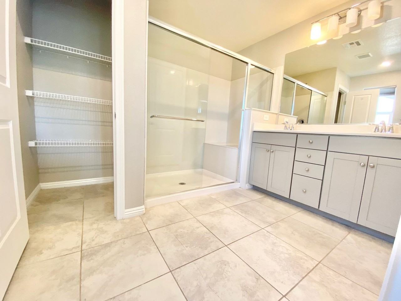 2826 Turnstone Ridge St - Photo 2 of 34