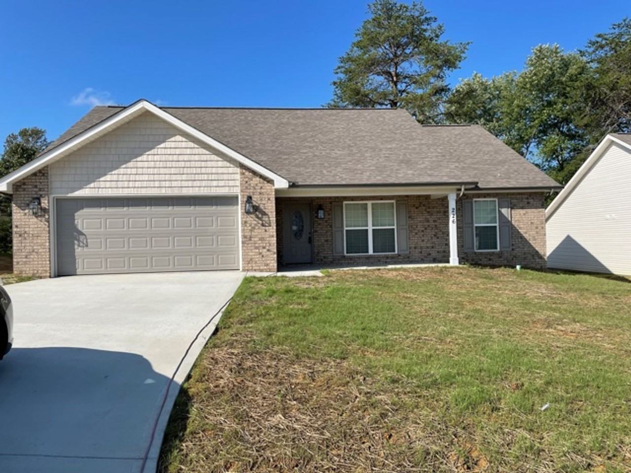 226 Horton Ln - Photo 2 of 27