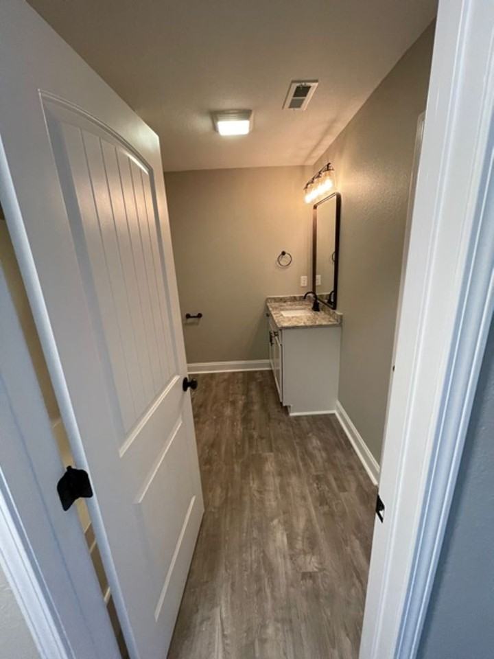 226 Horton Ln - Photo 4 of 27