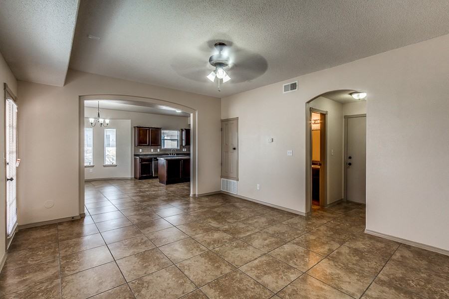 7101 Falling Leaf Cir - Photo 6 of 26
