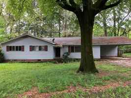 featured image of 1909 Catalina Dr