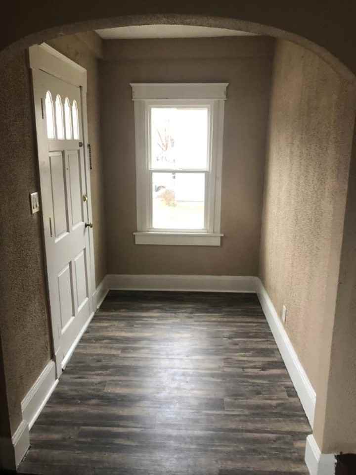 2311 Grand Ave - Photo 3 of 13