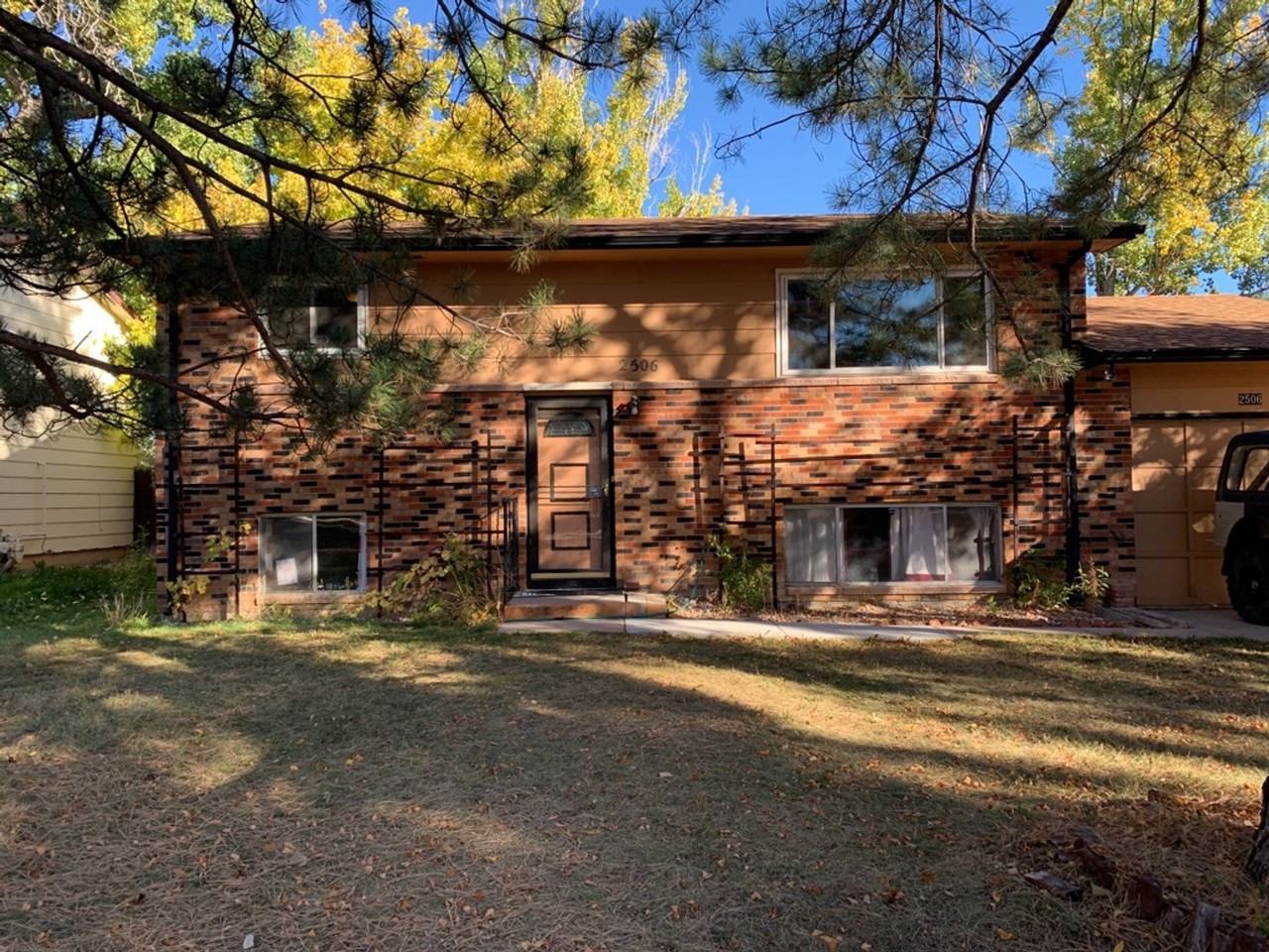 2506 Woodvalley Ct - Photo 2 of 36
