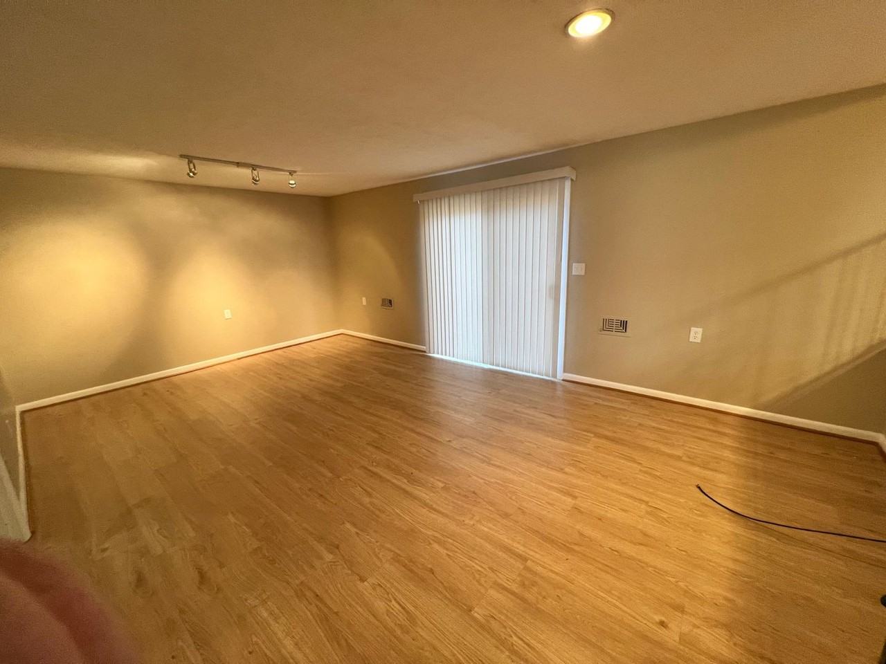 8217 Zelma Fields Ave - Photo 6 of 16