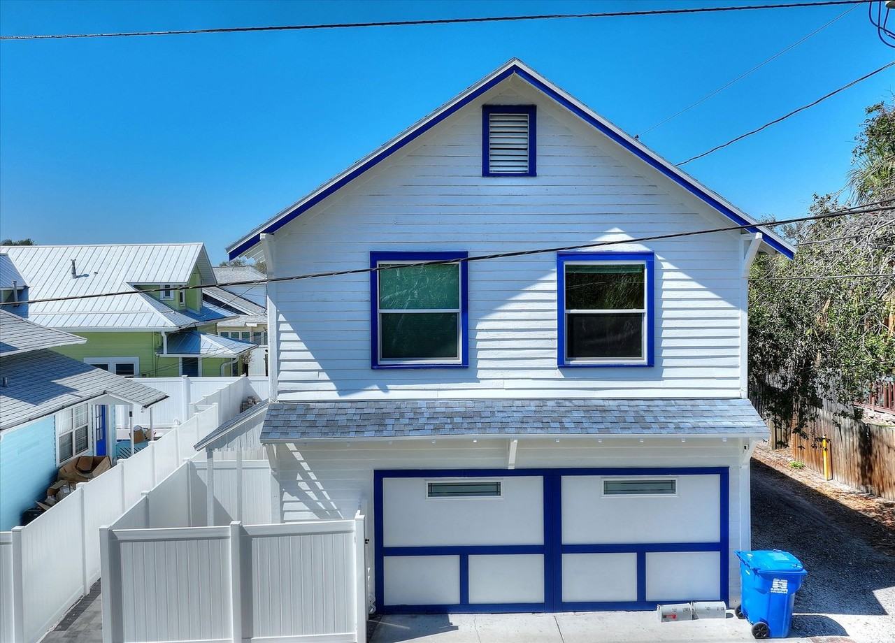 7401 7401 & 1/2 1ST AVE N - UPR-B - Photo 3 of 38