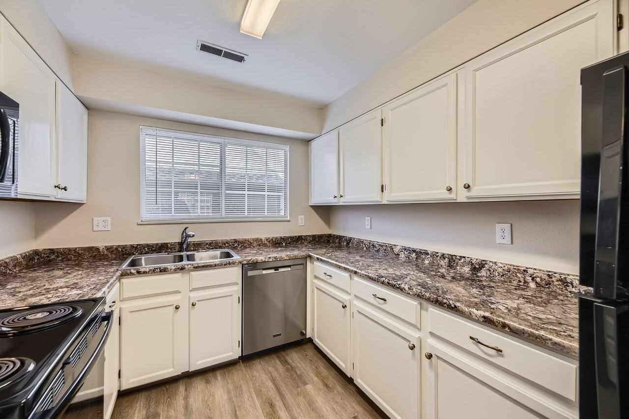 3445 S Ammons St #15-3 - Photo 4 of 12