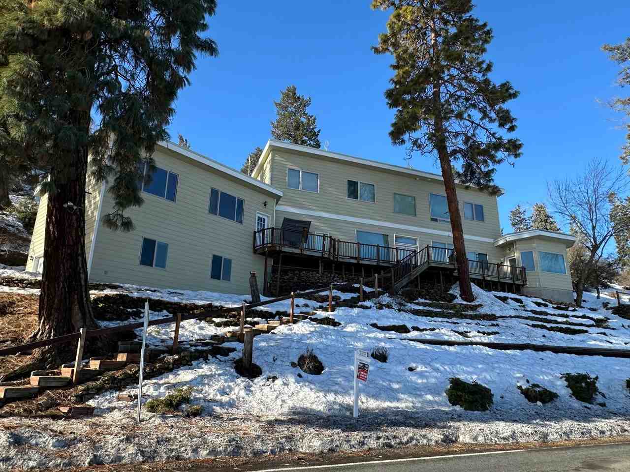 1731 Lakeshore Dr - Photo 2 of 29