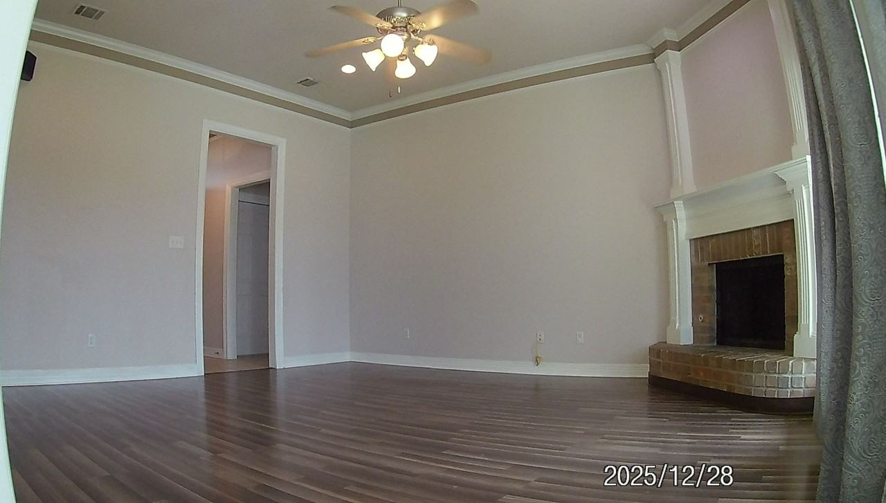 2457 Brookside Dr - Photo 5 of 27