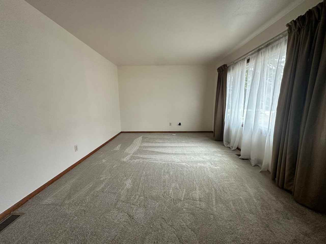 126 Homecrest Rd - Photo 2 of 23