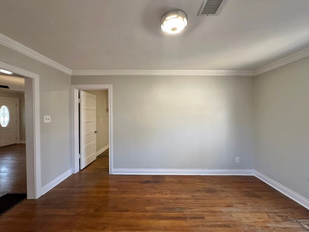 1309 S Robertson Ave - Photo 6 of 28