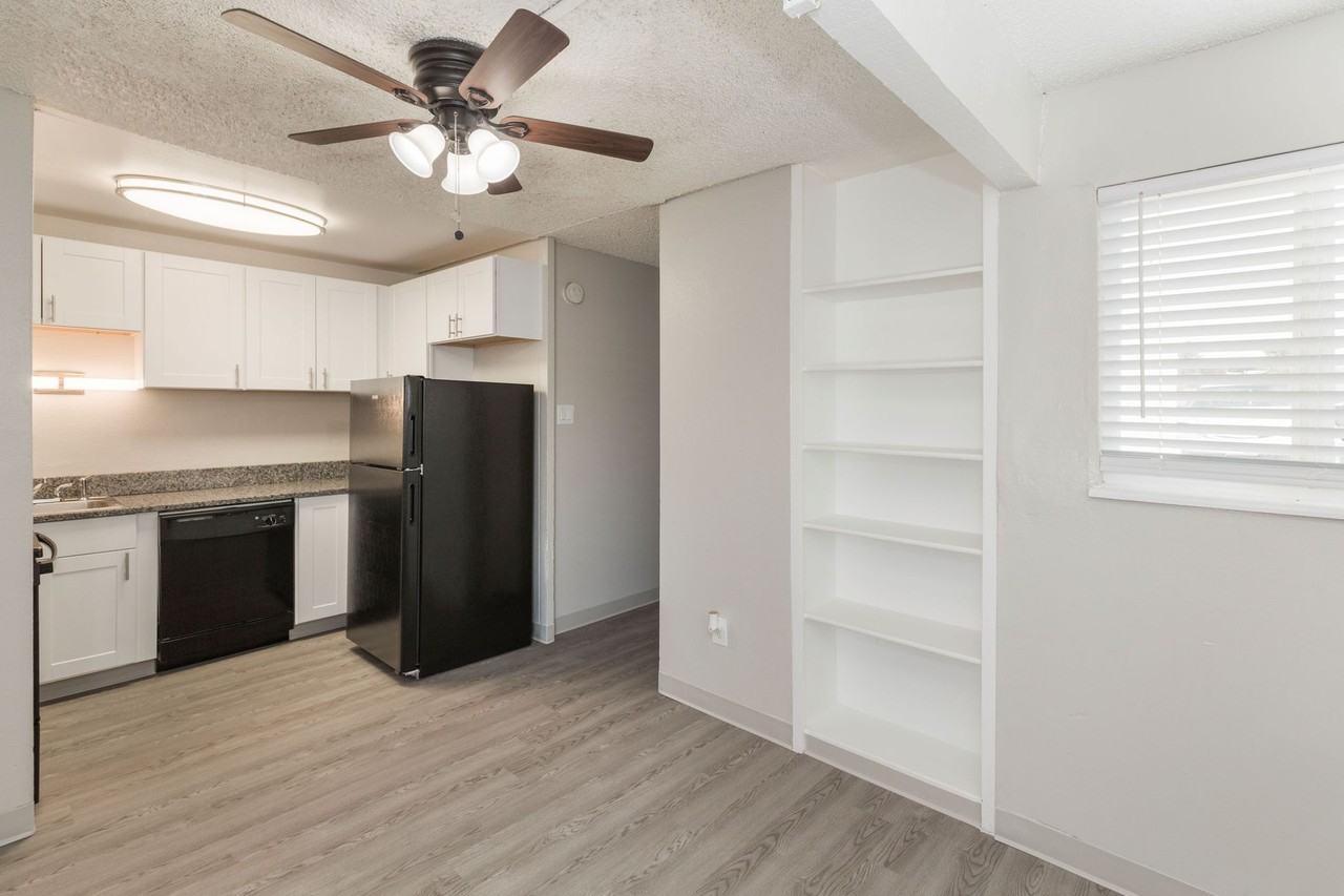 The Lofts at Rock Vue - Photo 4 of 15