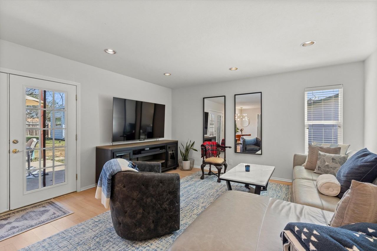 3006 Boxdale Dr - Photo 6 of 40