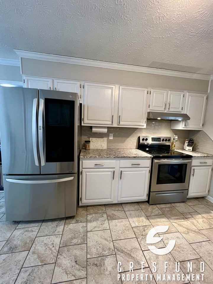 2020 Penrose Dr - Photo 3 of 29