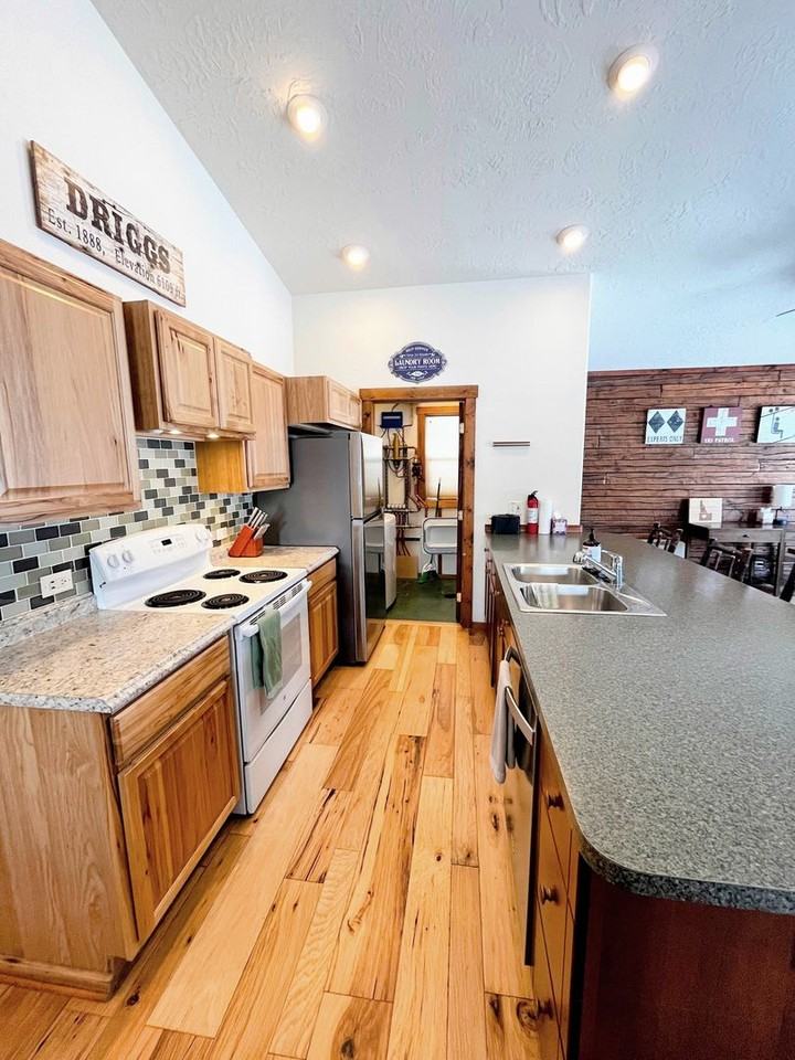 485 E Little Ave - Photo 3 of 40