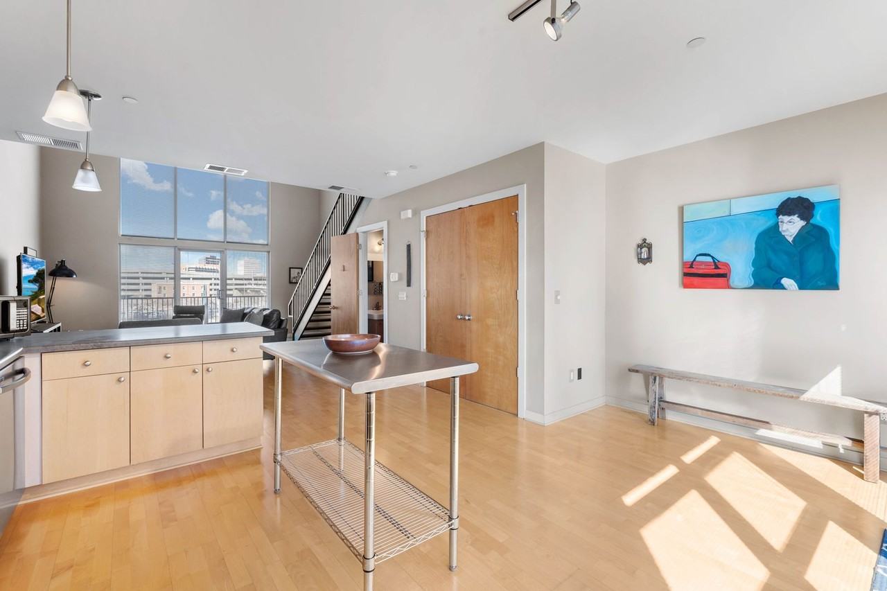 316 Broadway Blvd Ne - Photo 4 of 29