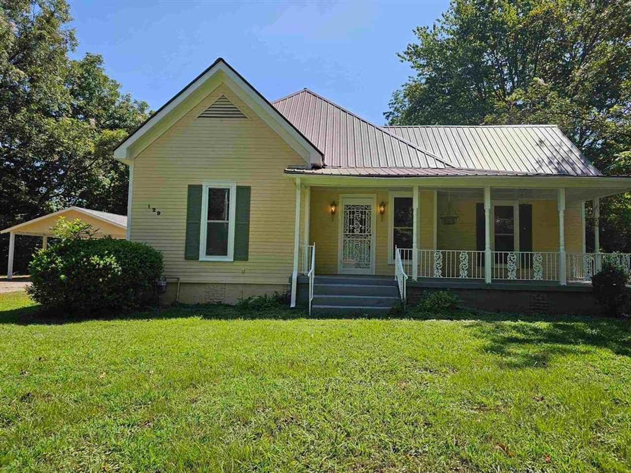 216 Woodland Ave - Photo 2 of 18