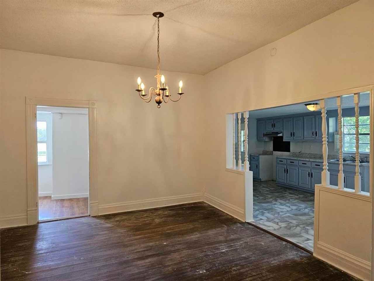 216 Woodland Ave - Photo 3 of 18
