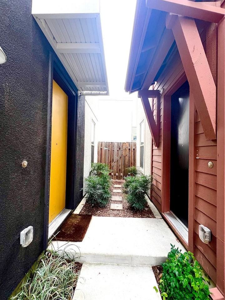 333 Crate Ave - Photo 3 of 12