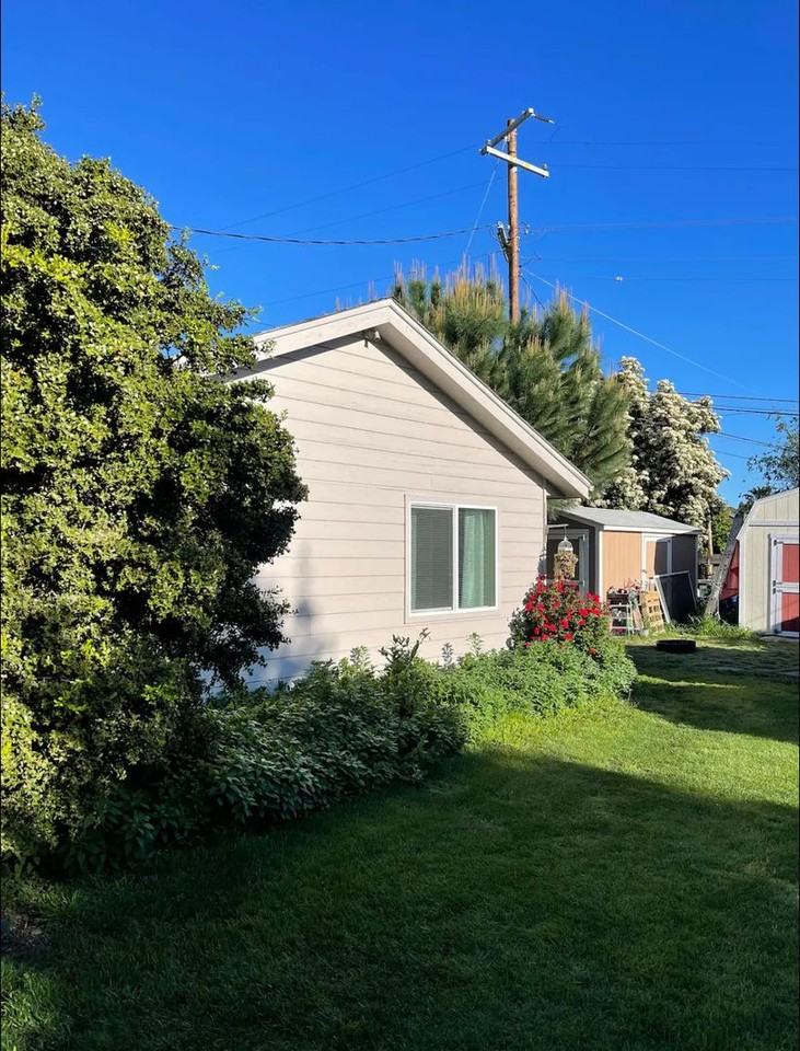 3731 Michigan Ave #B - Photo 3 of 14