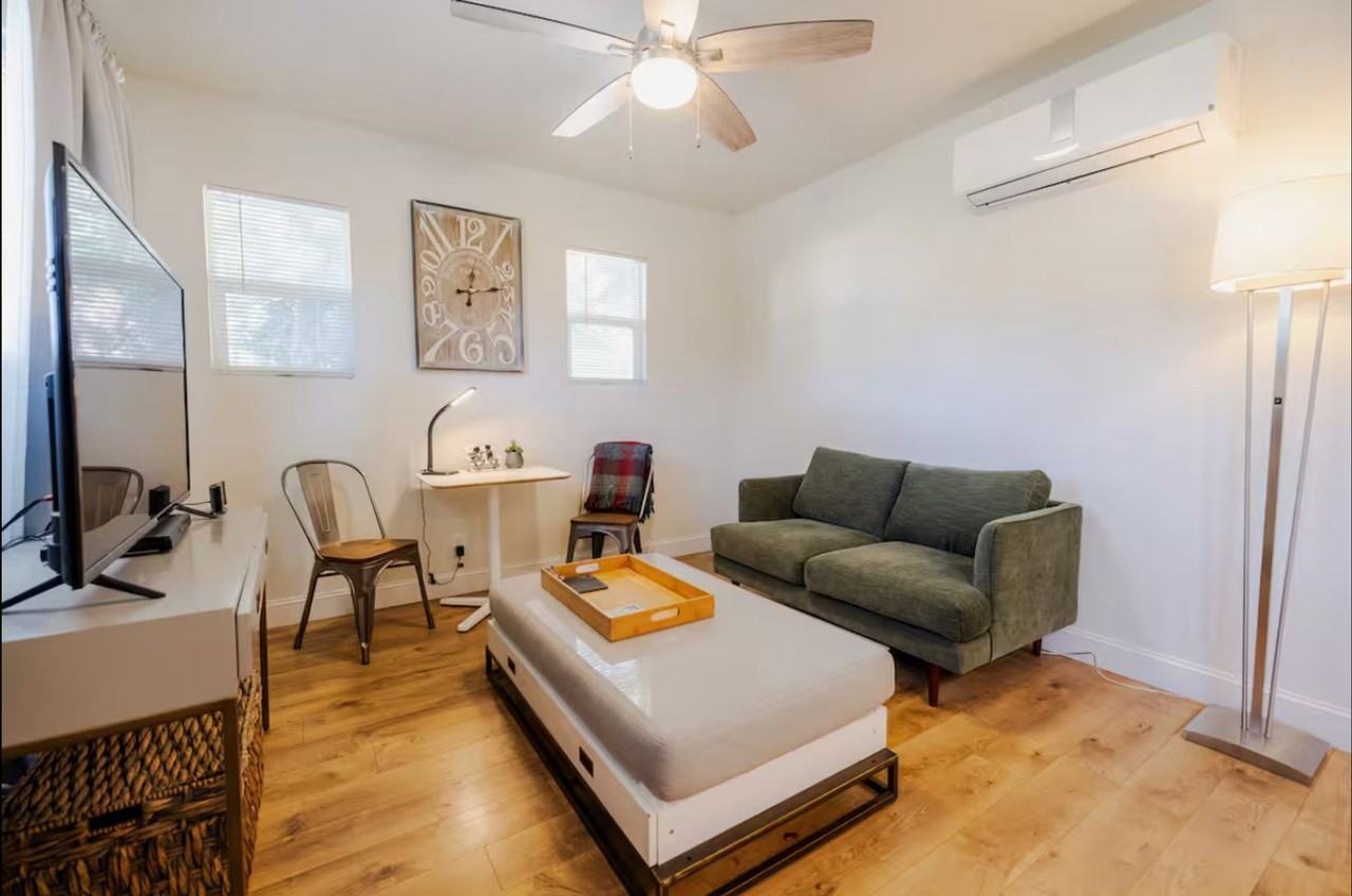 3731 Michigan Ave #B - Photo 4 of 14