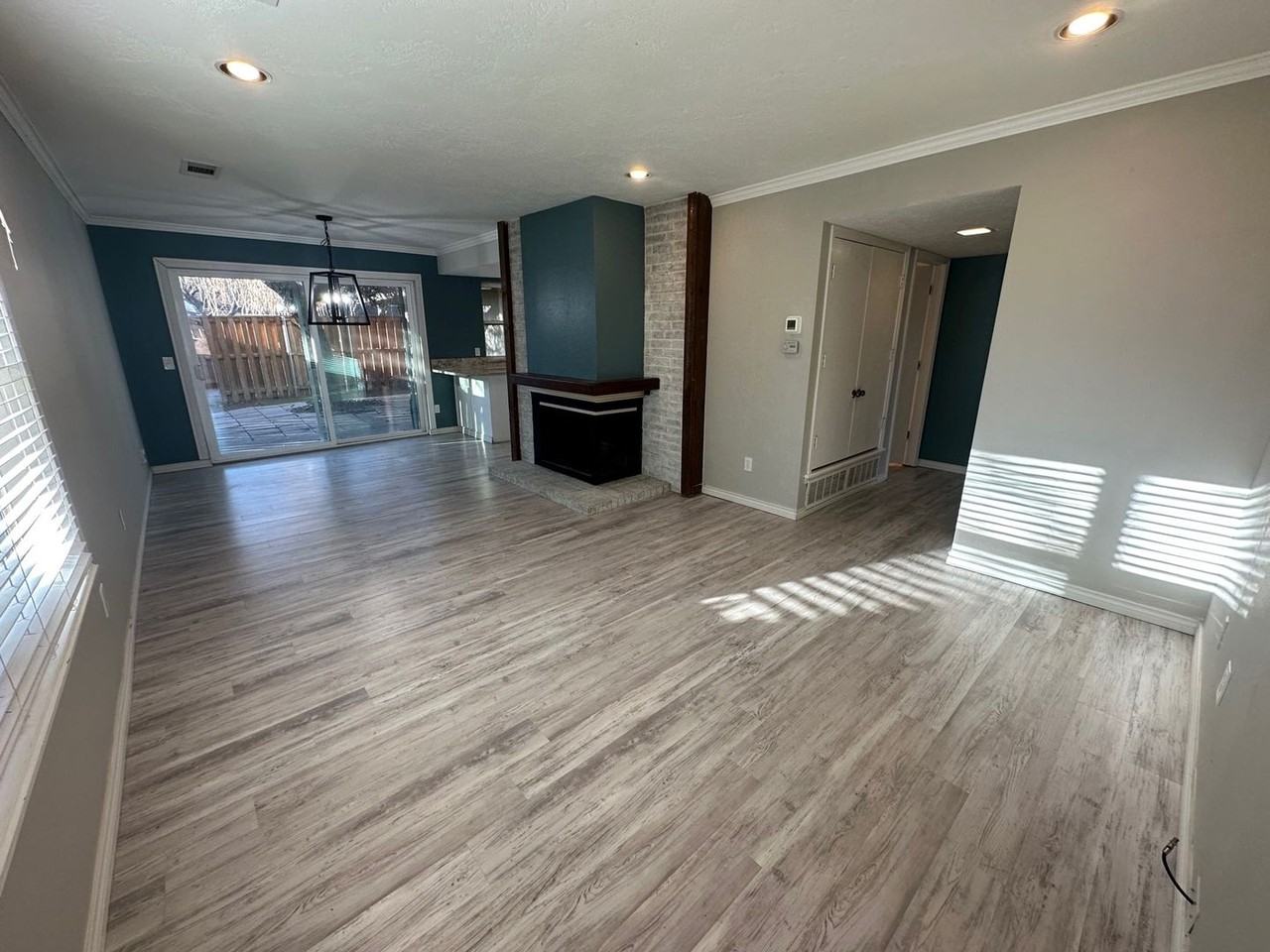 3000 Fleetwood Dr - Photo 4 of 21