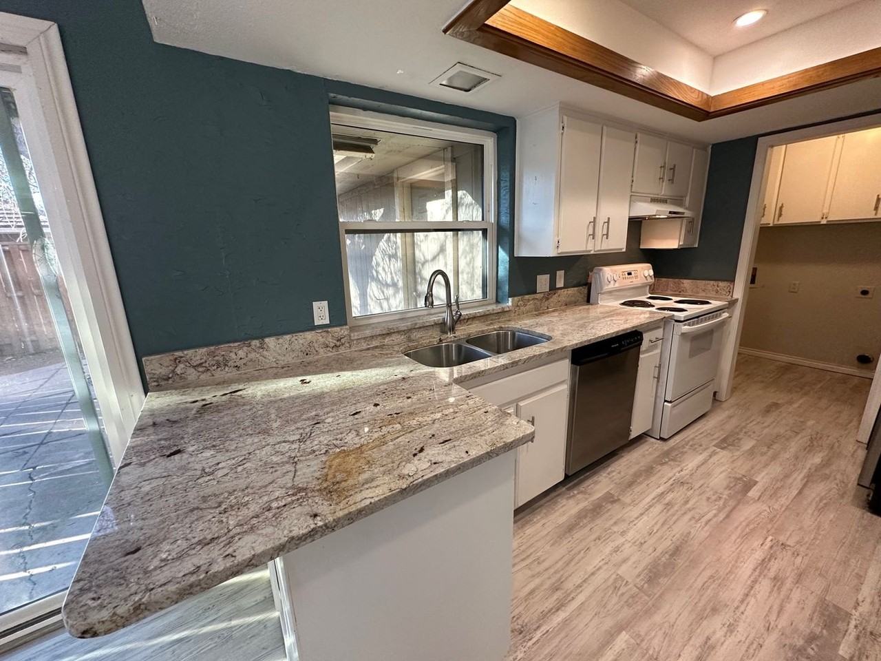 3000 Fleetwood Dr - Photo 7 of 21