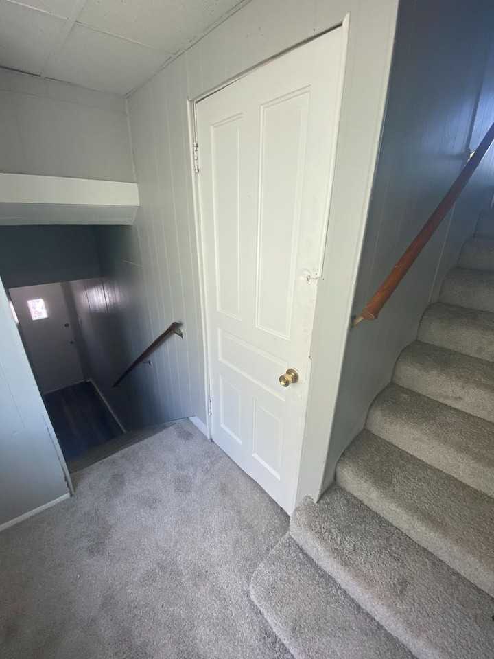 2312 Eccles St - Photo 3 of 11