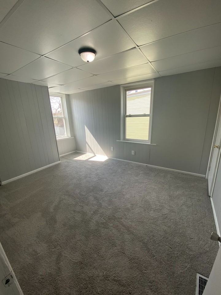 2312 Eccles St - Photo 4 of 11