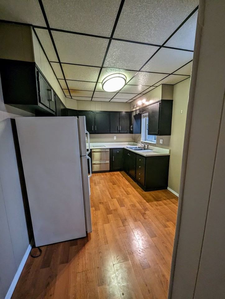 1910 Baldauf St - Photo 6 of 13