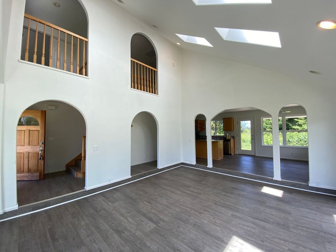 31934 Deberry Rd - Photo 4 of 32