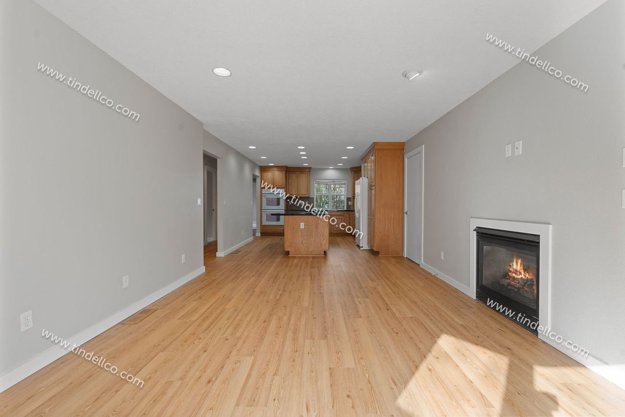 470MM - Photo 7 of 20