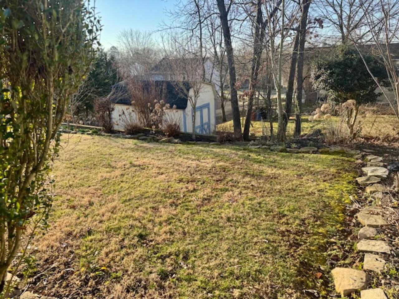 1612 Clear Brook Dr - Photo 2 of 2