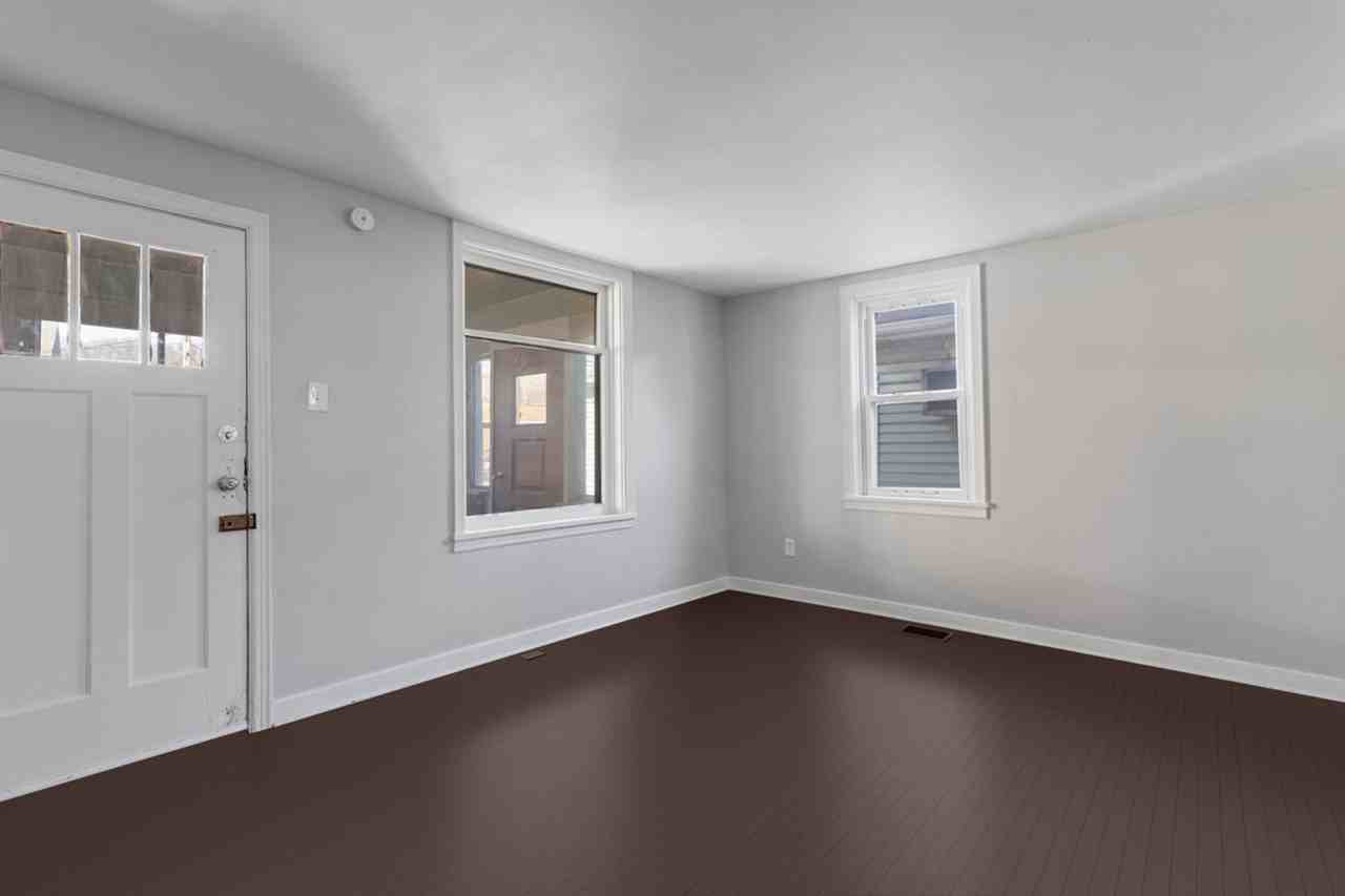 113 River Avenue - Photo 2 of 18