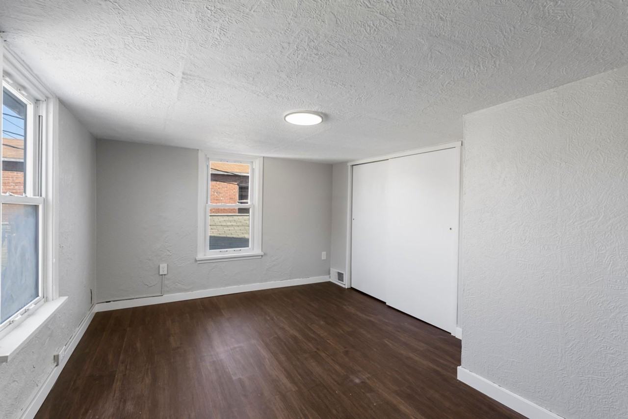 113 River Avenue - Photo 7 of 18