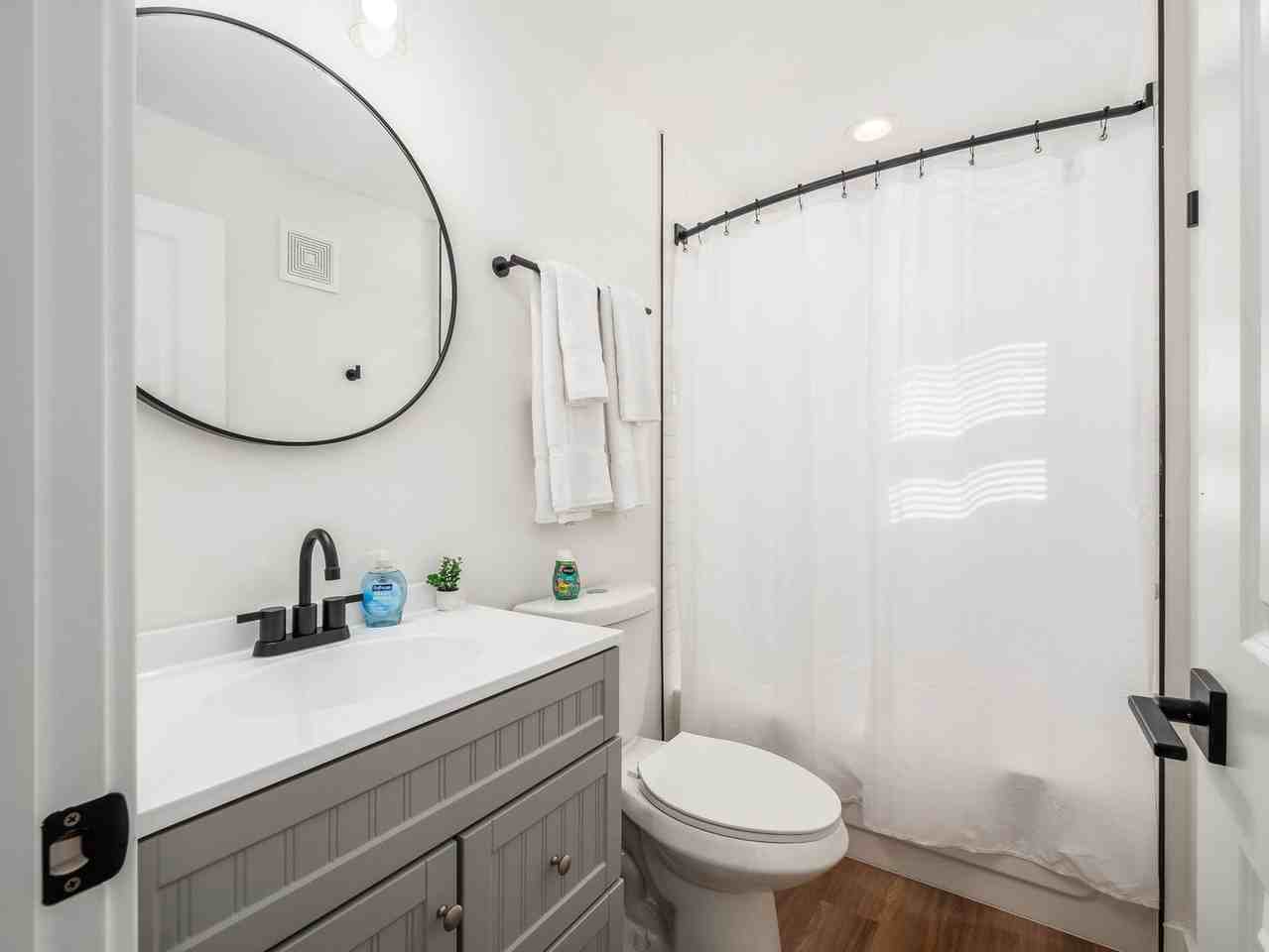 1656 E Livingston Ave #12 - Photo 6 of 10