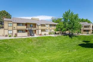 10603 E Jewell Ave - Photo 1 of 1