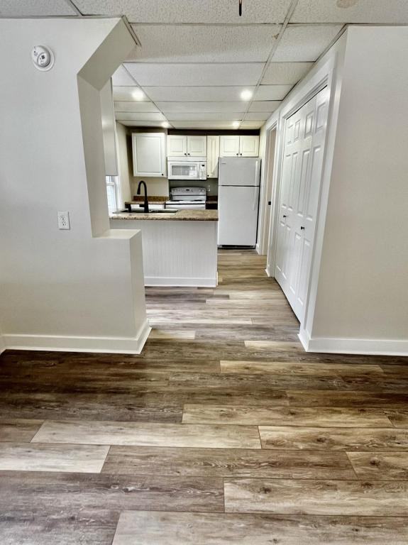 416 Main St Apt A - Photo 3 of 7