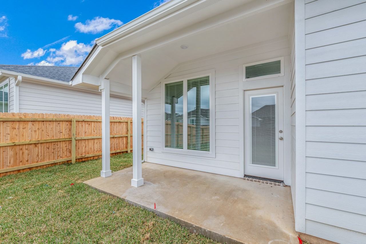 3184 Tarleton Ct - Photo 2 of 23