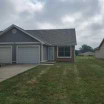 115 Southeast #B - Photo 1 of 1