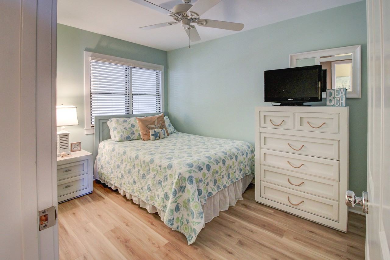 590 Marina Dr #1 - Photo 2 of 50